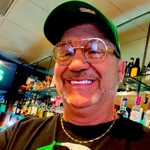 Meet your Posher, Thomas